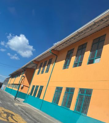 Fachada IE Cristo Rey Sede 1 Bachillerato