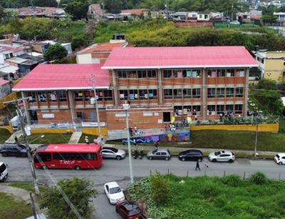 Entrada al colegio