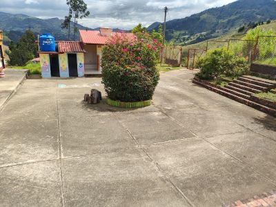 El área de ingreso a la escuela