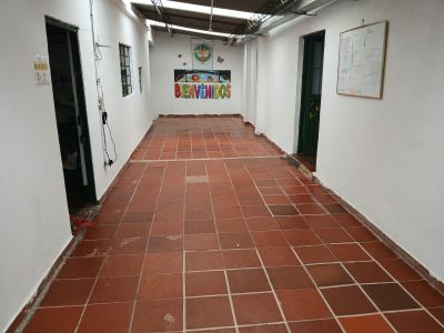 Entrada de la sede