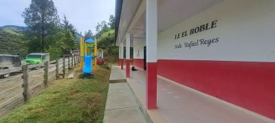 Parte frontal de las aulas