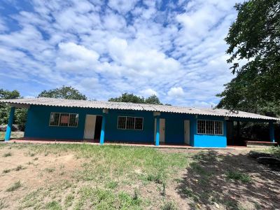Escuela San Lorenzo, Florencia, Samaná