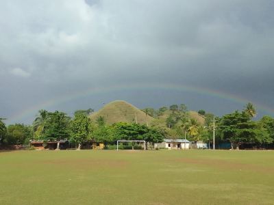 Cancha de Futbol y entorno de la comunidad.